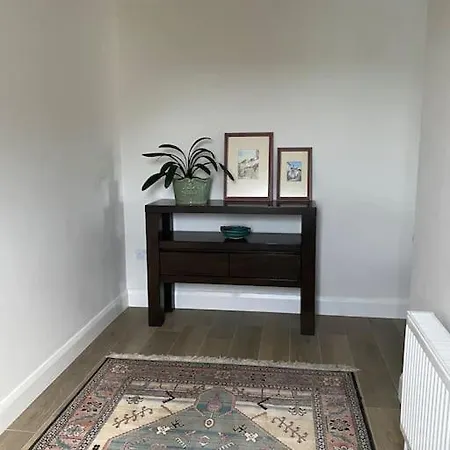 Relaxing Seaside In Garryvoe . Apartmán *