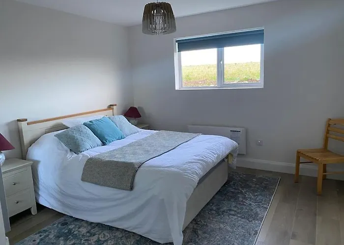 Relaxing Seaside In Garryvoe . *